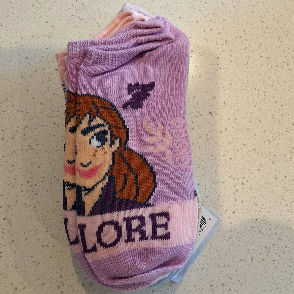 Disney Frozen 2 Girls No Show Socks, 6 Pairs, Shoe Size: (M)10.5-4, New With Tag